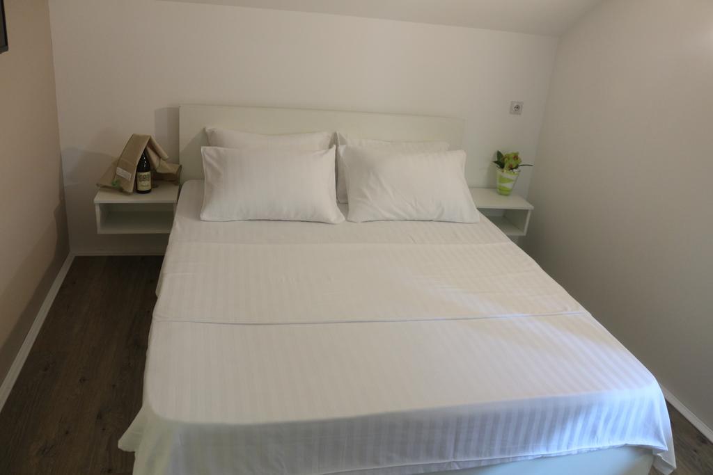 Guesthouse Vila Olivera Niska Banja Extérieur photo